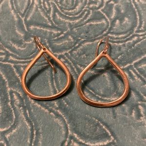 Sterling silver dangle earrings in New condition!